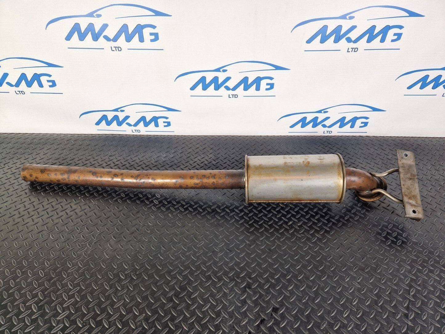 14-20 MERCEDES BENZ GLA 200 X156 GENUINE OEM EXHAUST CENTER SECTION A2464910400