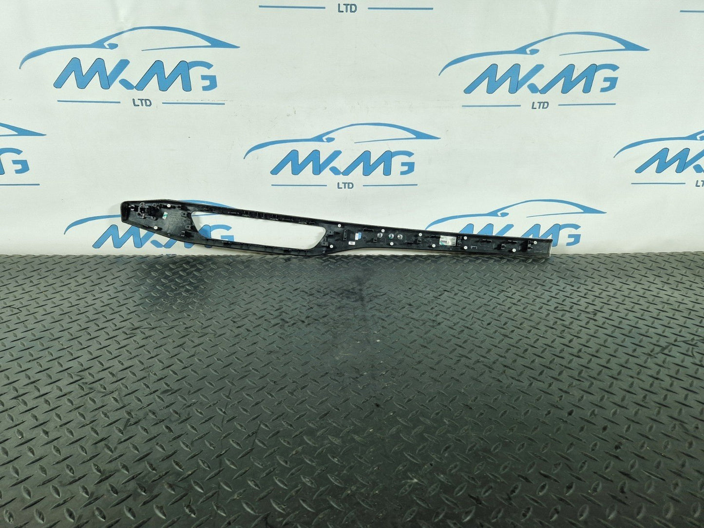 17-24 AUDI S5 F5 GENUINE OEM DASHBOARD CENTER TRIM COVER PANEL 8W2853189