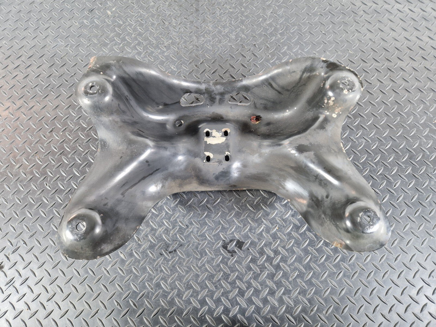 14-23 MERCEDES BENZ VITO W447 2.1 DIESEL GEARBOX MOUNT A4472400200