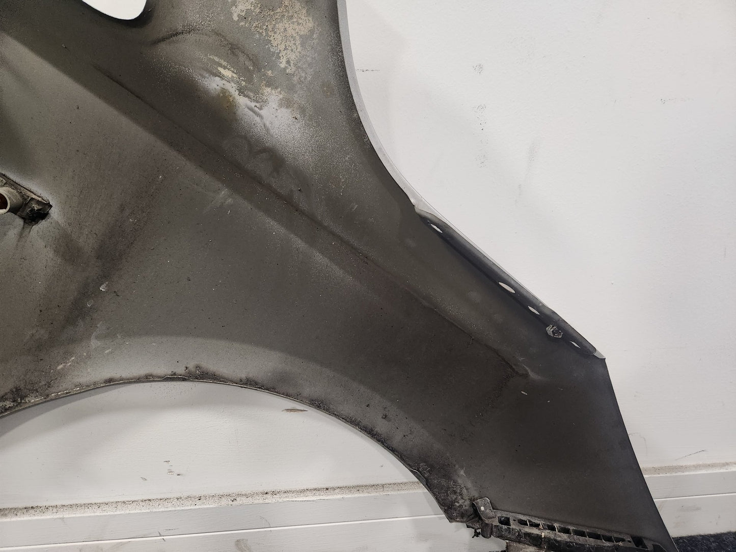 Vauxhall Corsa MK4 Hatchback Front Left Wing Fender Panel in Switchblade Silver