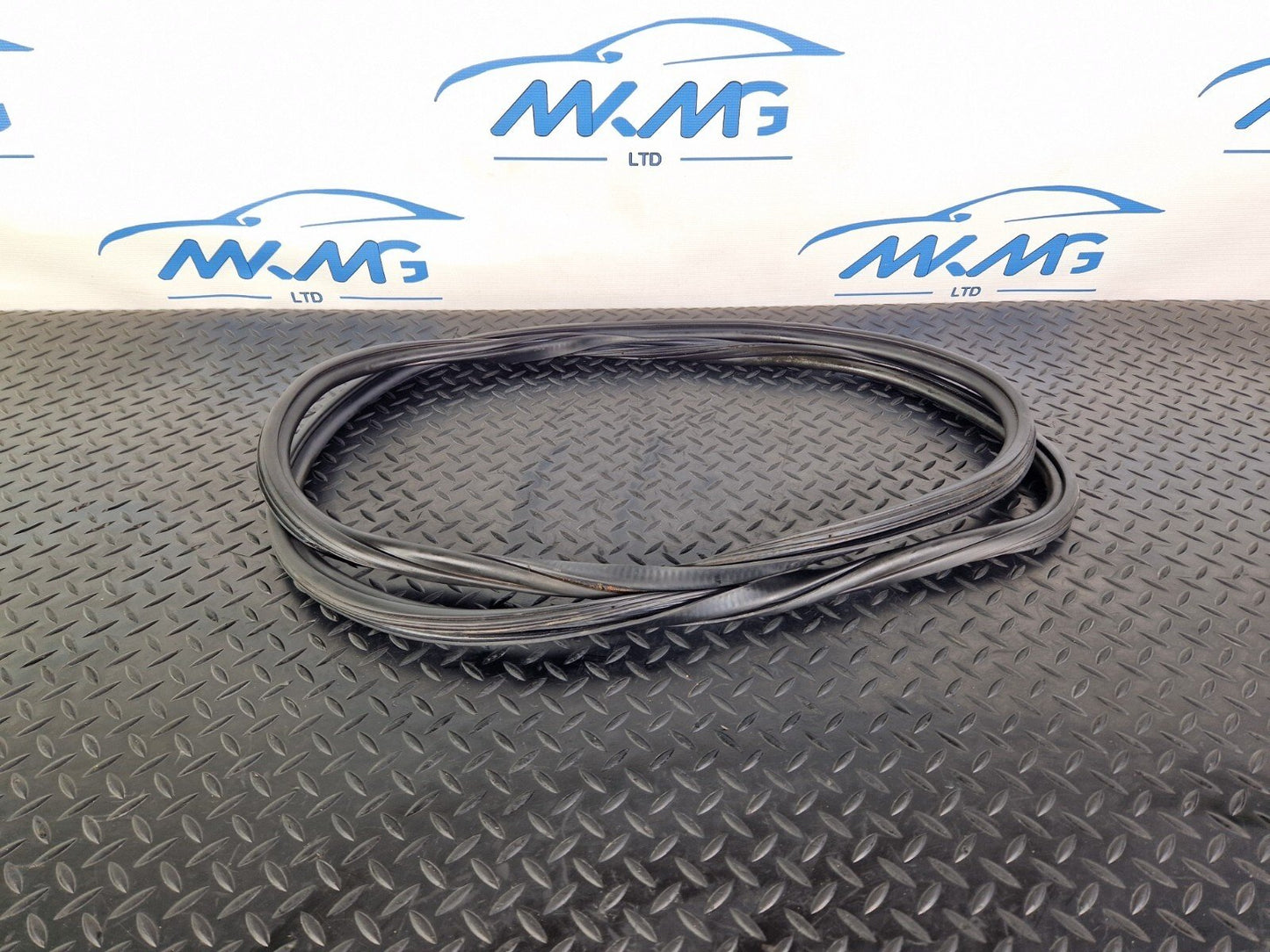 12-17 AUDI Q5 S-LINE GENUINE OEM FRONT INNER DOOR SEAL 8R0831721