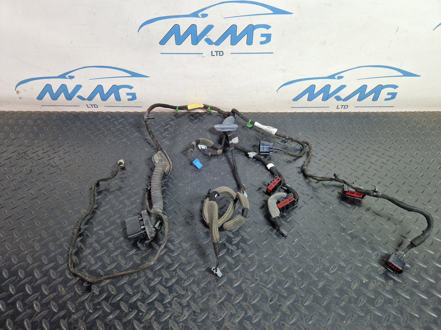 Land Rover Evoque L538 genuine rear right Door Wiring Harness HJ3214633ASB