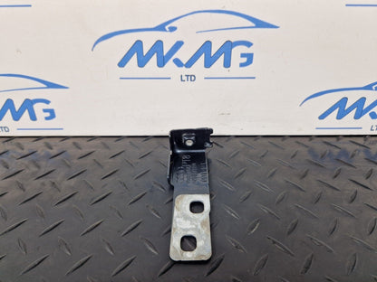 Audi A49 B9 Genuine Front Left N/S Passenger Wing Bracket 8W0821433B