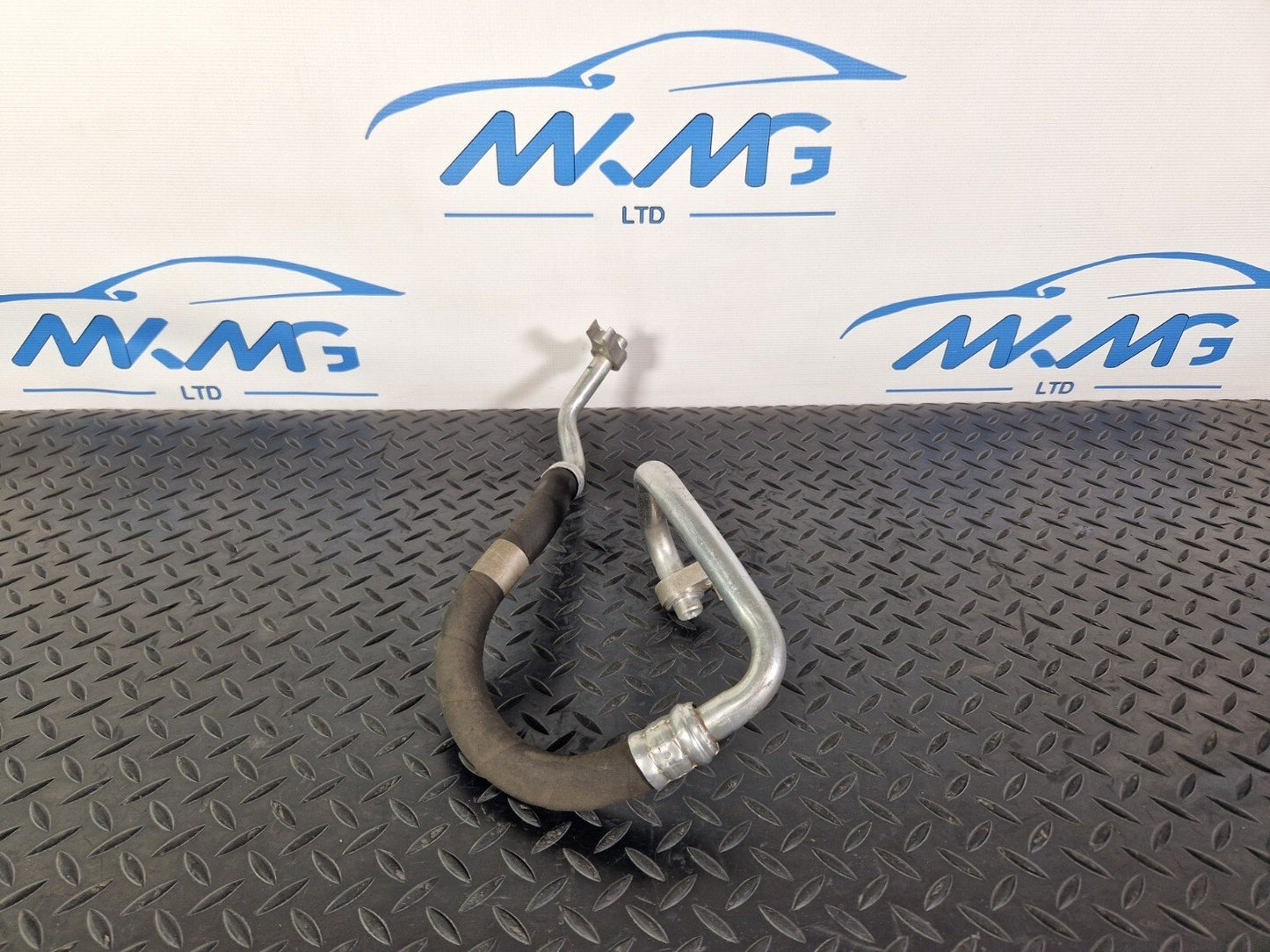 14-21 MERCEDES BENZ C300h W205 OEM HYBIRD AIR CON PIPE HOSE A2058306801