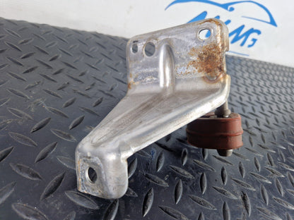 19-ON RANGE ROVER EVOQUE L551 2.0 DIESEL EXHAUST PIPE HOLDER & GASKET 3M515A262