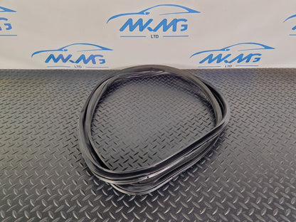 10-13 BMW X5 E70 LCI GENUINE FRONT LEFT RUBBER DOOR SEAL 7305616 17910310