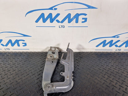 19-ON MERCEDES BENZ B CLASS W247 GENUINE FRONT LEFT BONNET HINGE A2478800128