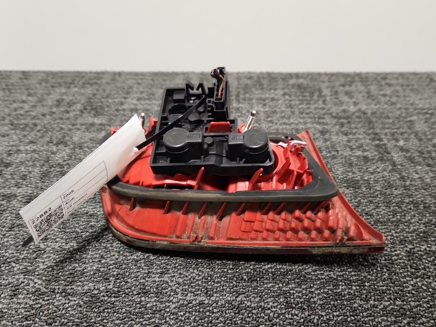 2005 Audi A6 Quattro MK3 (4F) (C6) Genuine Rear Right O/S Tail Light 4F9945094