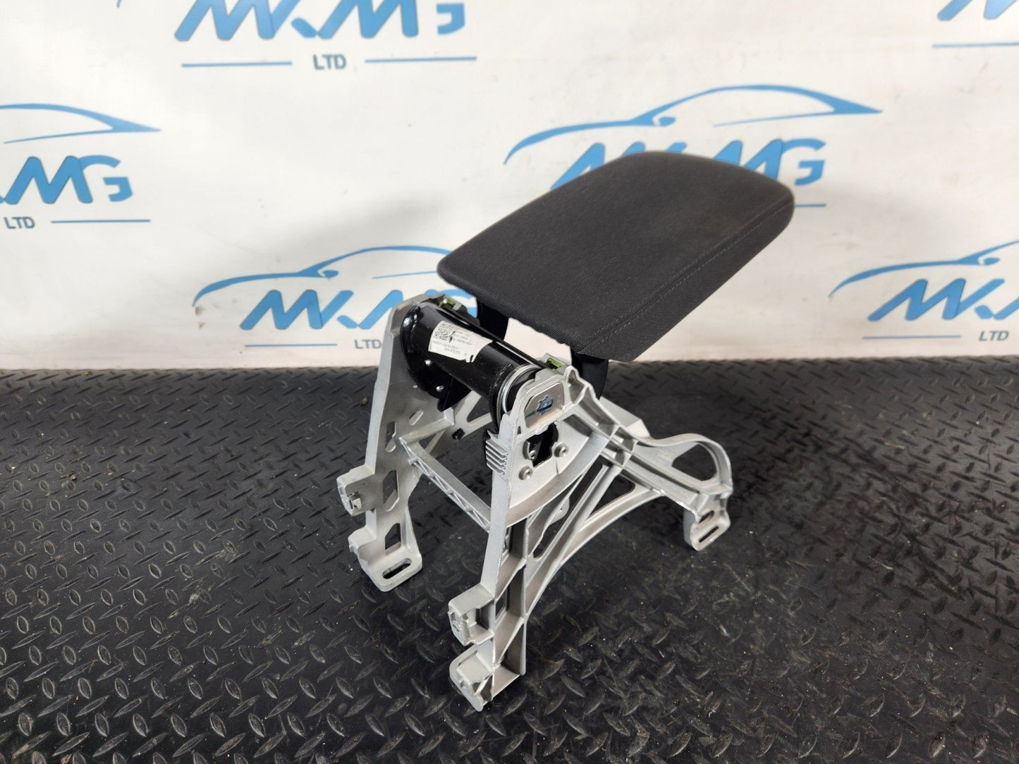 AUDI A5 F5 GENUINE CENTRE CONSOLE ARM REST 8W0864283A