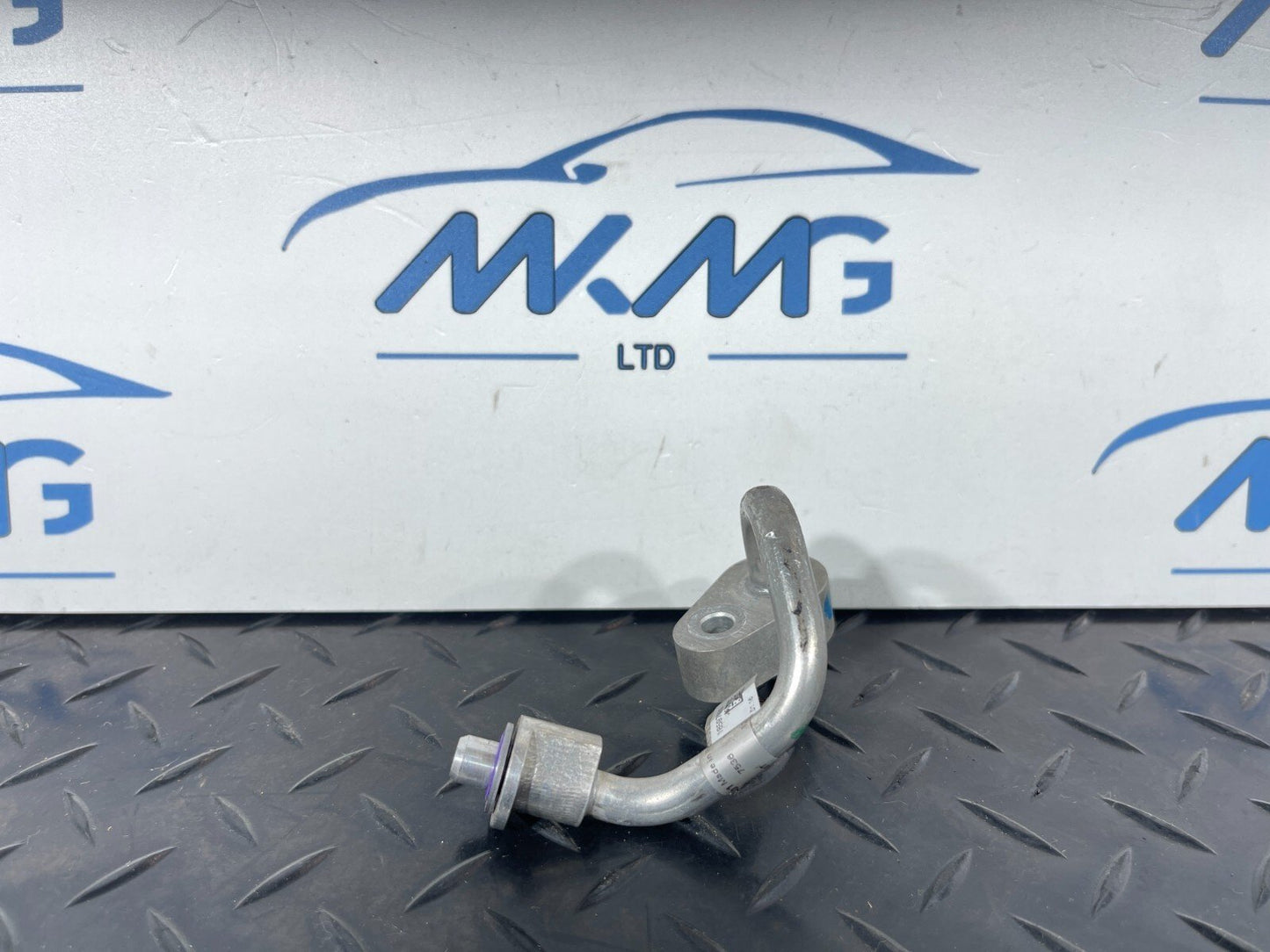 14-21 MERCEDES BENZ C350e W205 Air Conditioning Coolant Pump Line A2058307901