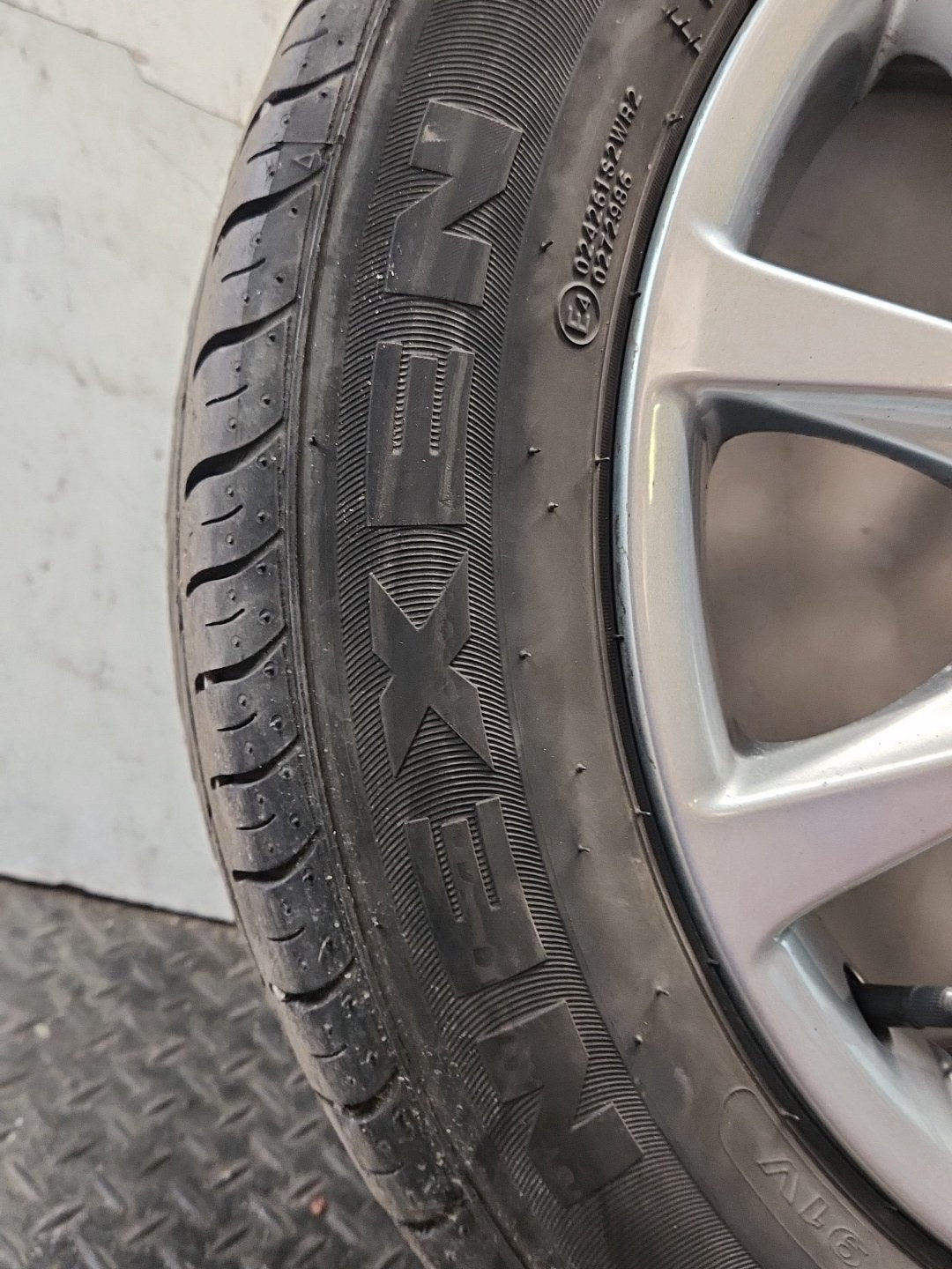 Honda Civic MK9 (FK27) 16" Alloy Wheel with Tyre 205/55/16 ~4mm 16065A