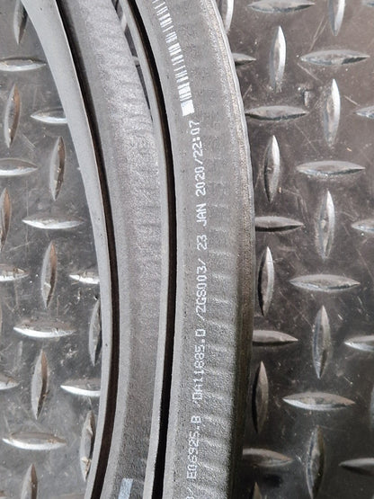 19-ON MERCEDES B CLASS W247 FRONT DOOR RUBBER SEAL FITS LEFT & RIGHT A2476920300