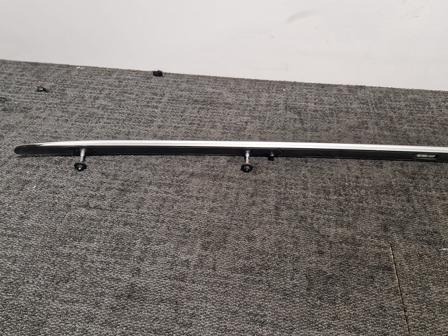 Audi A4 B9 Genuine Left N/S Passenger Roof Rail Bar 8W9860021D