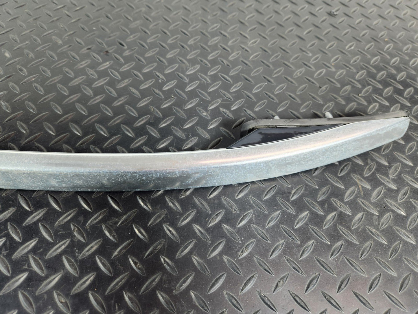 Mercedes-Benz Unknown Part Type A1668900393