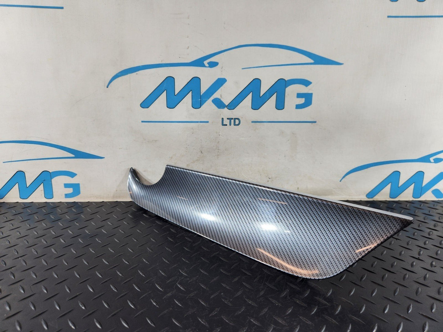 19-ON MERCEDES BENZ B CLASS W247 DASHBOARD TRIM + AMBIENT LIGHT A2476803204