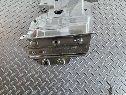 12-17 AUDI S5 CONVERTIBLE REAR LEFT ROOF MOUNT BRACKET 104021DD31836