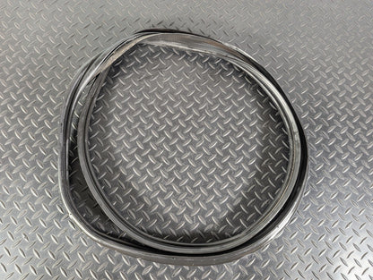 13-19 MERCEDES BENZ CLA C117 REAR TAILGATE TRUNK BOOTLID RUBBER SEAL A1176930200
