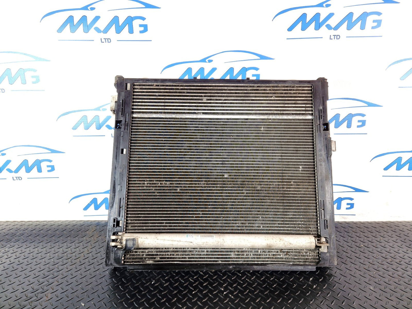 11-19 MERCEDES BENZ ML W166 3.0 CDI DIESEL GENUINE RADIATOR RAD PACK A0999062500