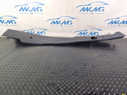 Mercedes-Benz Sprinter W907 Right B Pillar Trim A9076905200 A9106901900