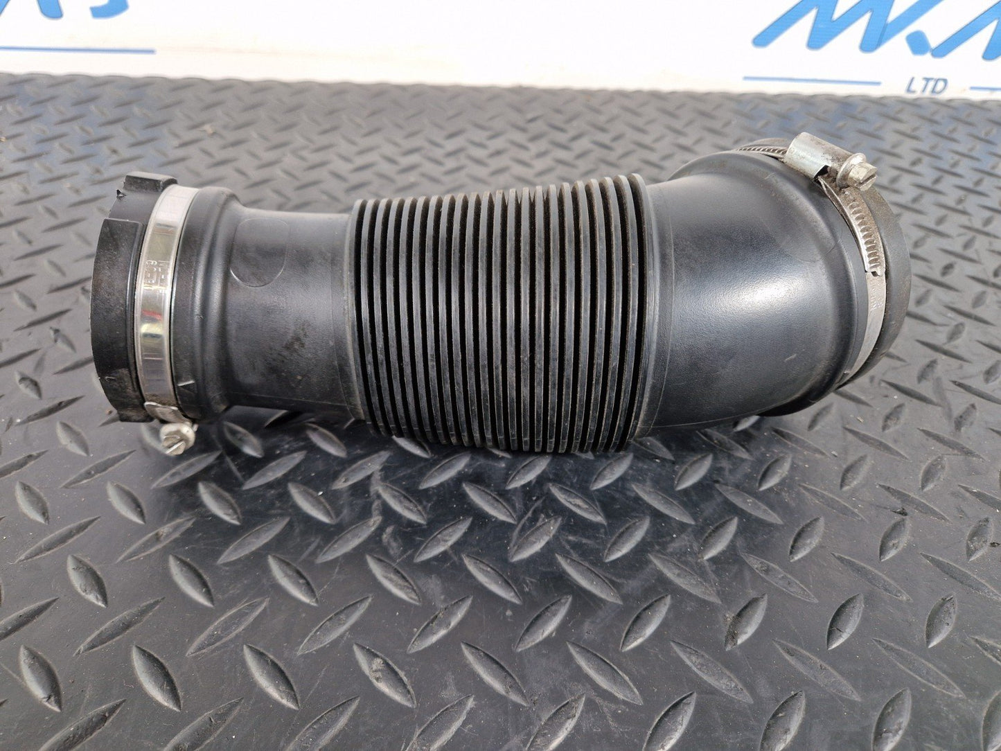 17-24 AUDI S5 F5 GENUINE OEM ORIGINAL AIR INTAKE INLET PIPE HOSE 06M129629