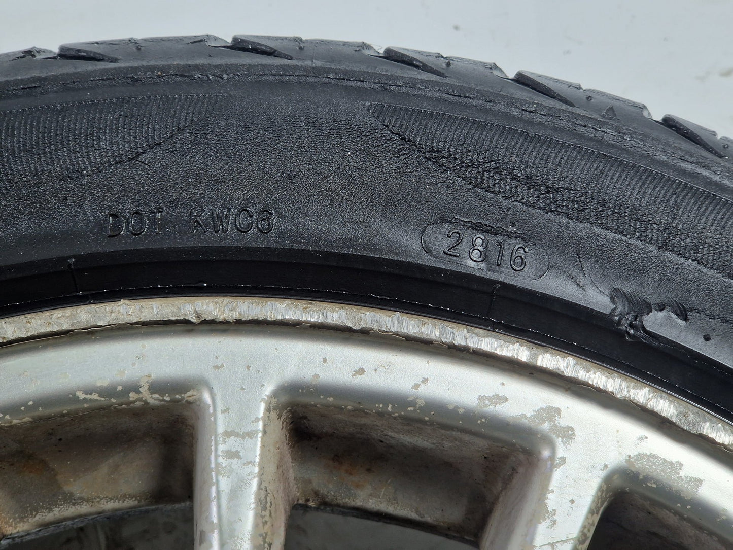 Volvo S60 MK1 17" Alloy Wheel with Tyre 225/45/17 ~5mm 8623719