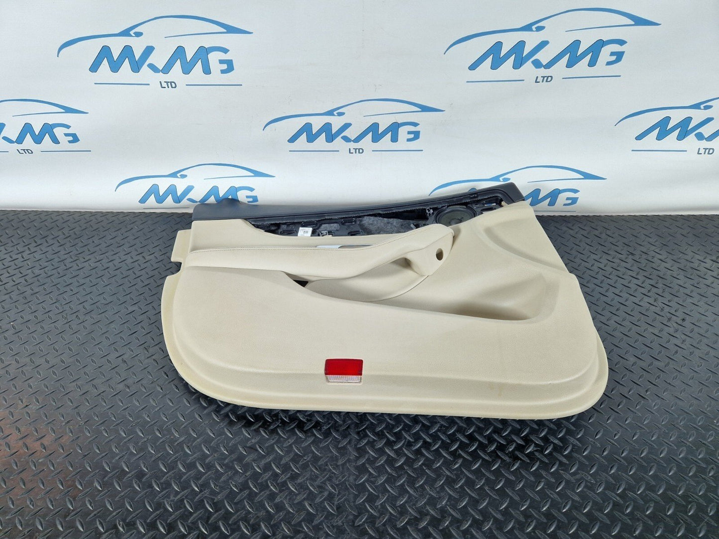 14-21 MERCEDES BENZ W205 FRONT LEFT PASSENGER OEM DOOR CARD PANEL A2228200202