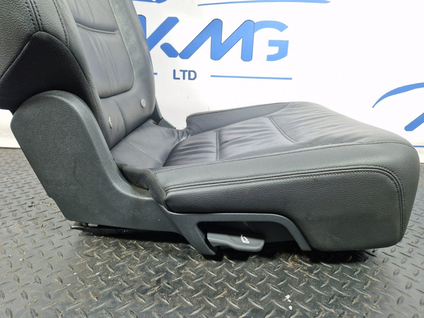 10-18 VW TOUAREG 7P GENUINE REAR RIGHT DRIVER O/S HEATED LEATHER SEAT