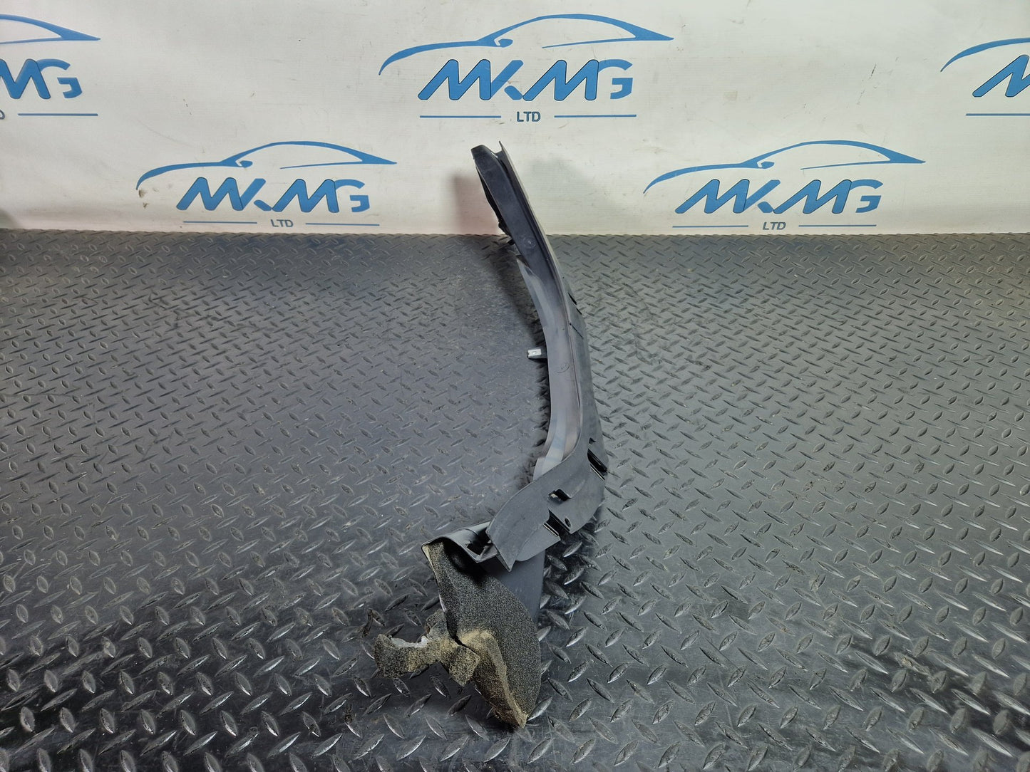 Audi A6 RS6 Allroad C7 Genuine Front Slam Cowling Radiator 4G0806391