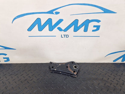 14-21 MERCEDES BENZ C220 W205 REAR SUBFRAME RIGHT SIDE STOP PLATE A2053520800