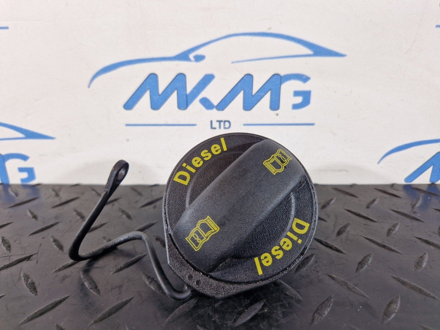 16-20 AUDI Q7 4M GENUINE DIESEL TANK FILLING CAP KN0201553D