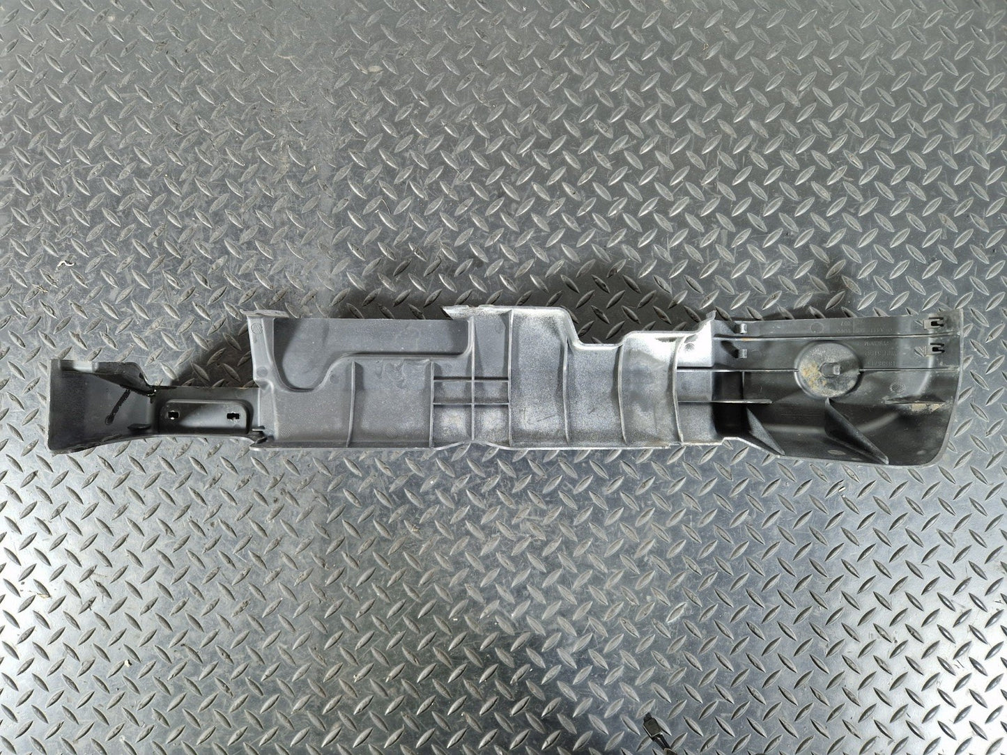 14-23 MERCEDES VITO W447 GENUINE REAR UNDERBODY COVER LEFT SIDE A4478890000