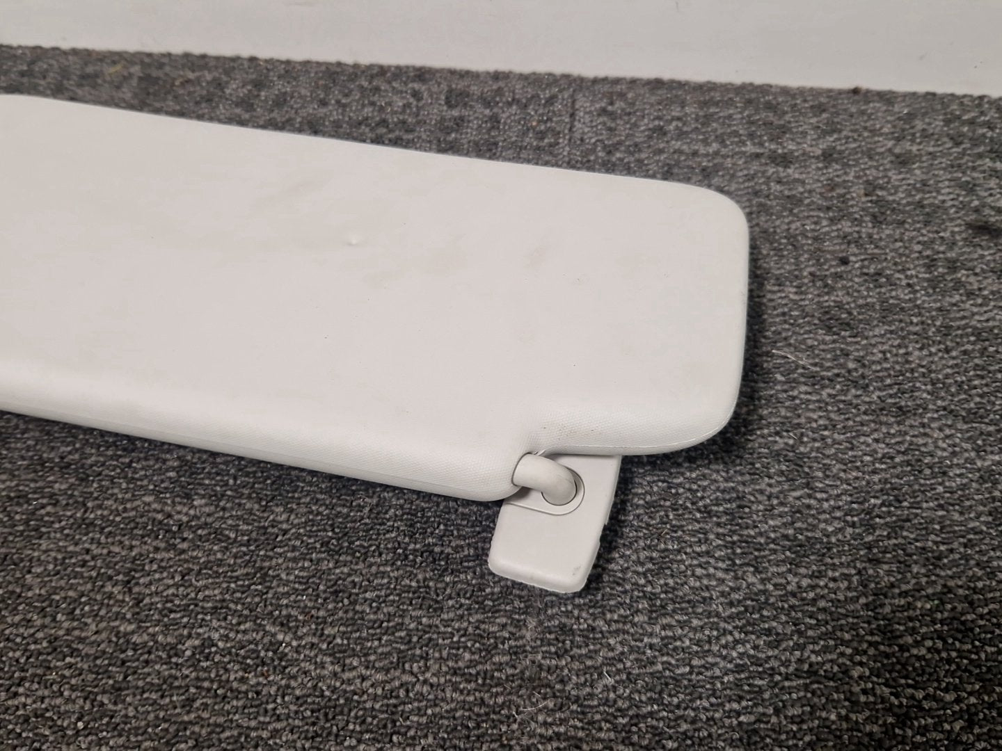 Mercedes-Benz B-Class W246 Front Right O/S Driver Sun Visor A2468100410