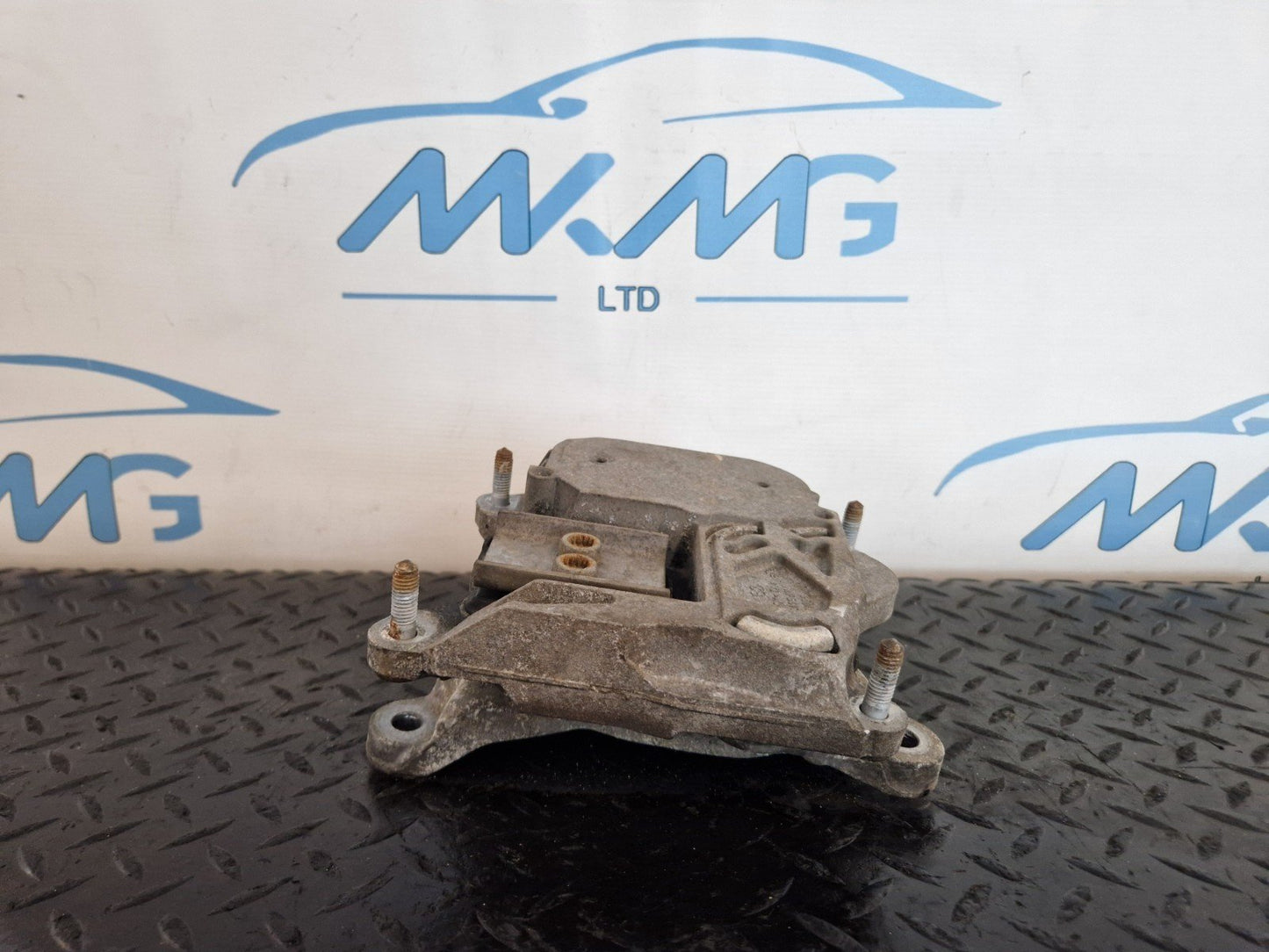 16-20 AUDI Q7 4M 3.0 DIESEL CRTC GENUINE GEARBOX MOUNT 4M0399153M