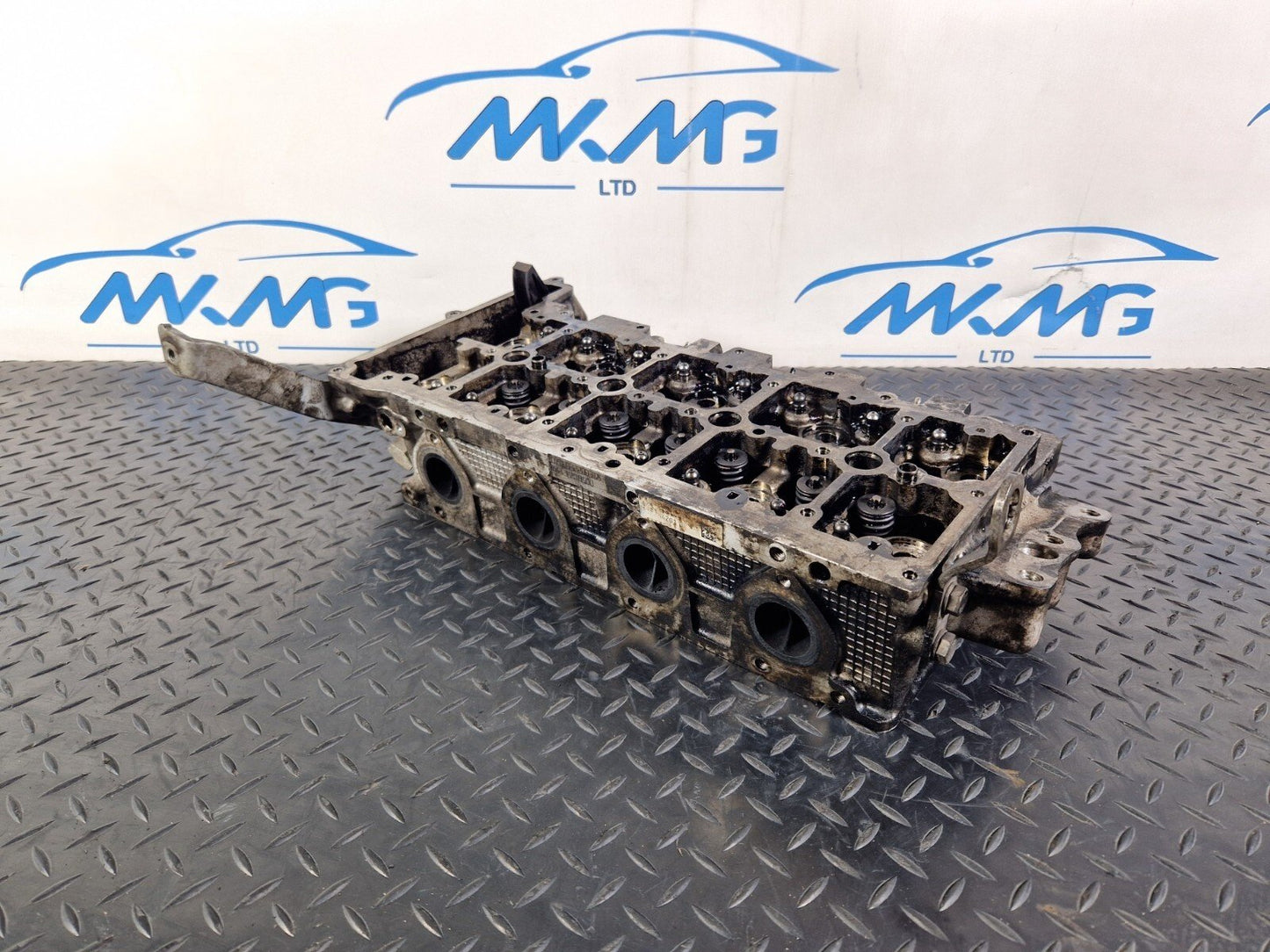 BMW 2 X1 SERIES F46 F45 F48 B47 DIESEL ENGINE CYLINDER HEAD 8513681
