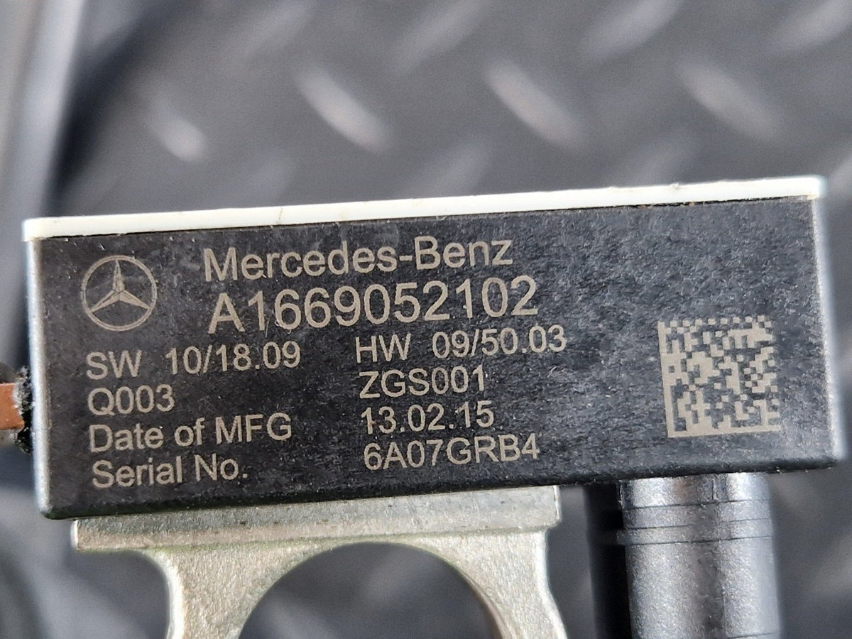 11-19 Mercedes Benz ML W166 Genuine Negative Battery Cable A1669052102