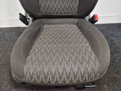 Vauxhall Mokka MK1 (G1U0) SUV Genuine Front Right O/S Driver Seat