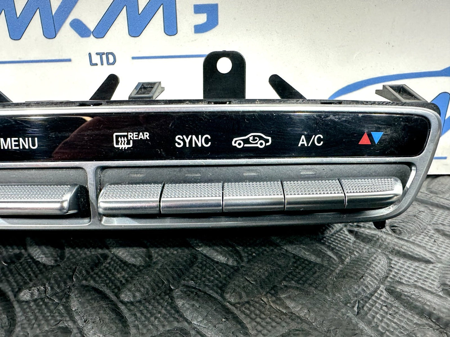 14-21 MERCEDES BENZ C300 W205 GENUINE HEATER CLIMATE CONTROL PANEL A2059054706