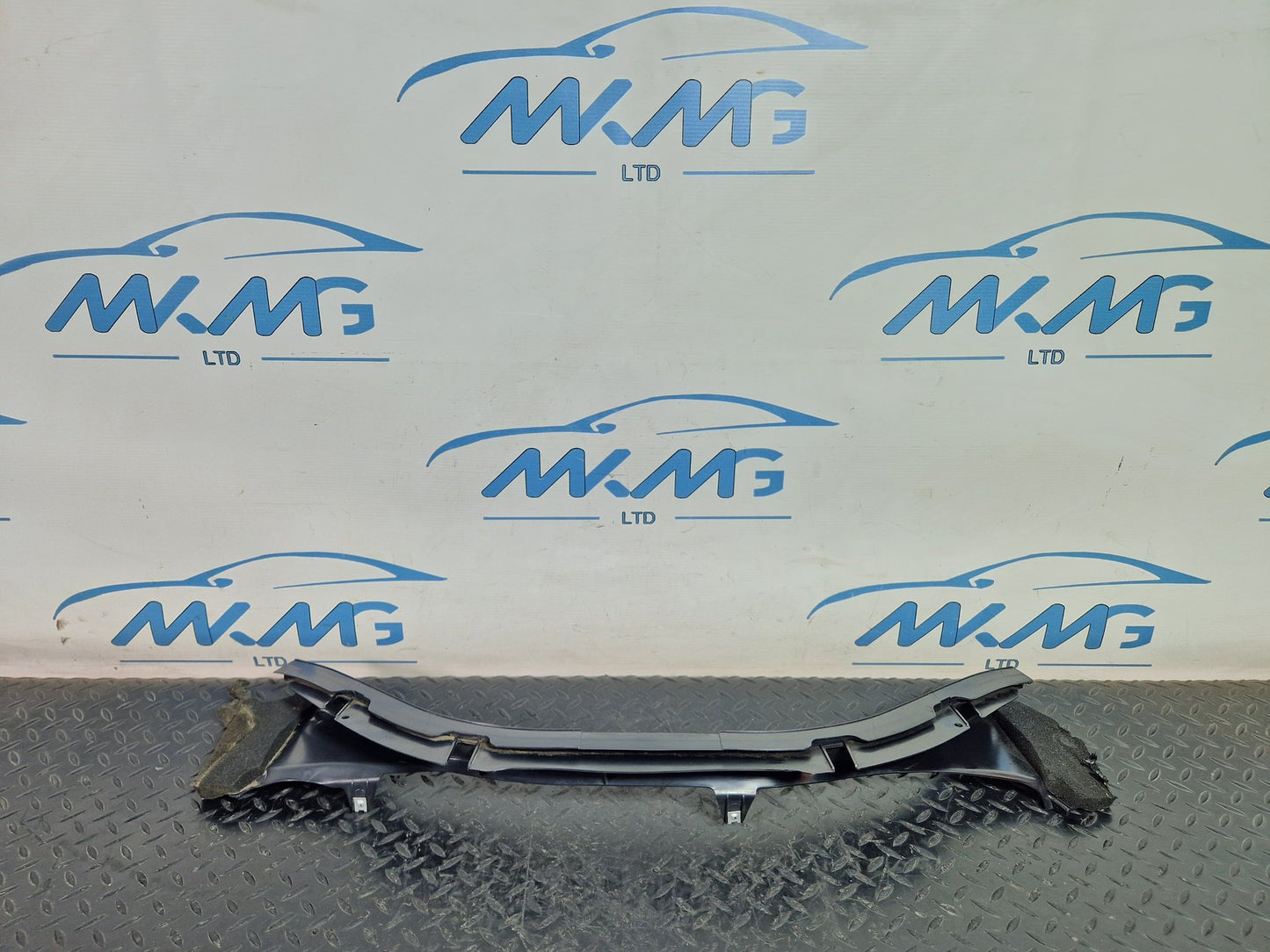 Audi A6 RS6 Allroad C7 Genuine Front Slam Cowling Radiator 4G0806391