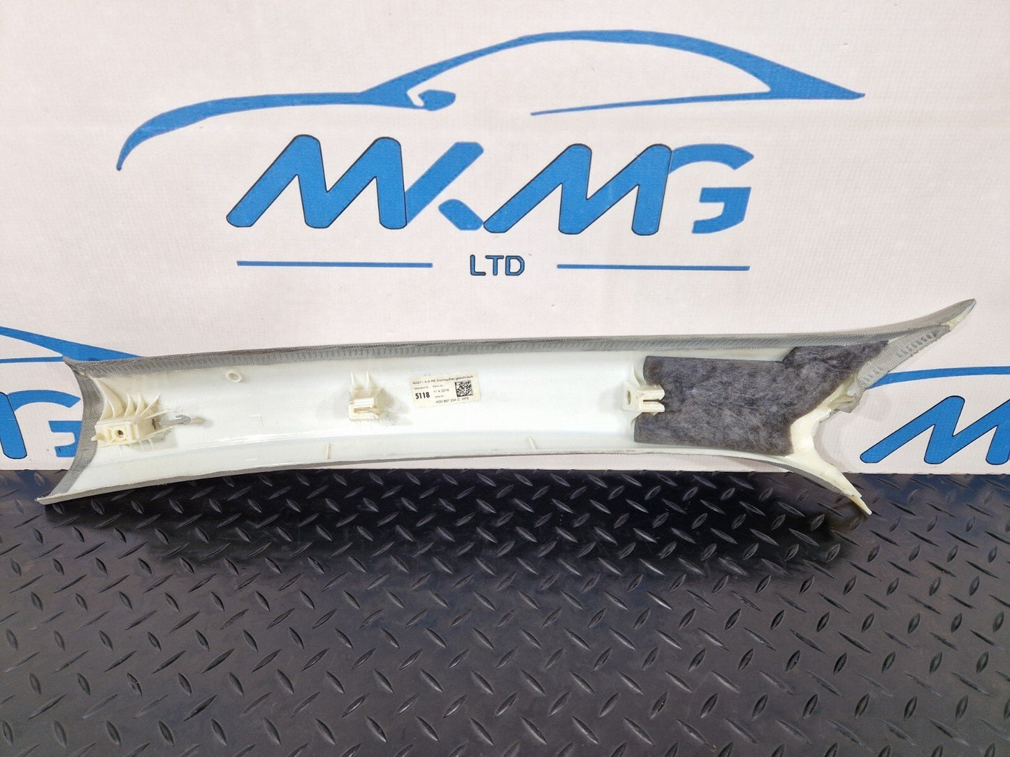 12-18 AUDI A6 C7 DRIVER SIDE A PILLAR COVER TRIM 4G0867234