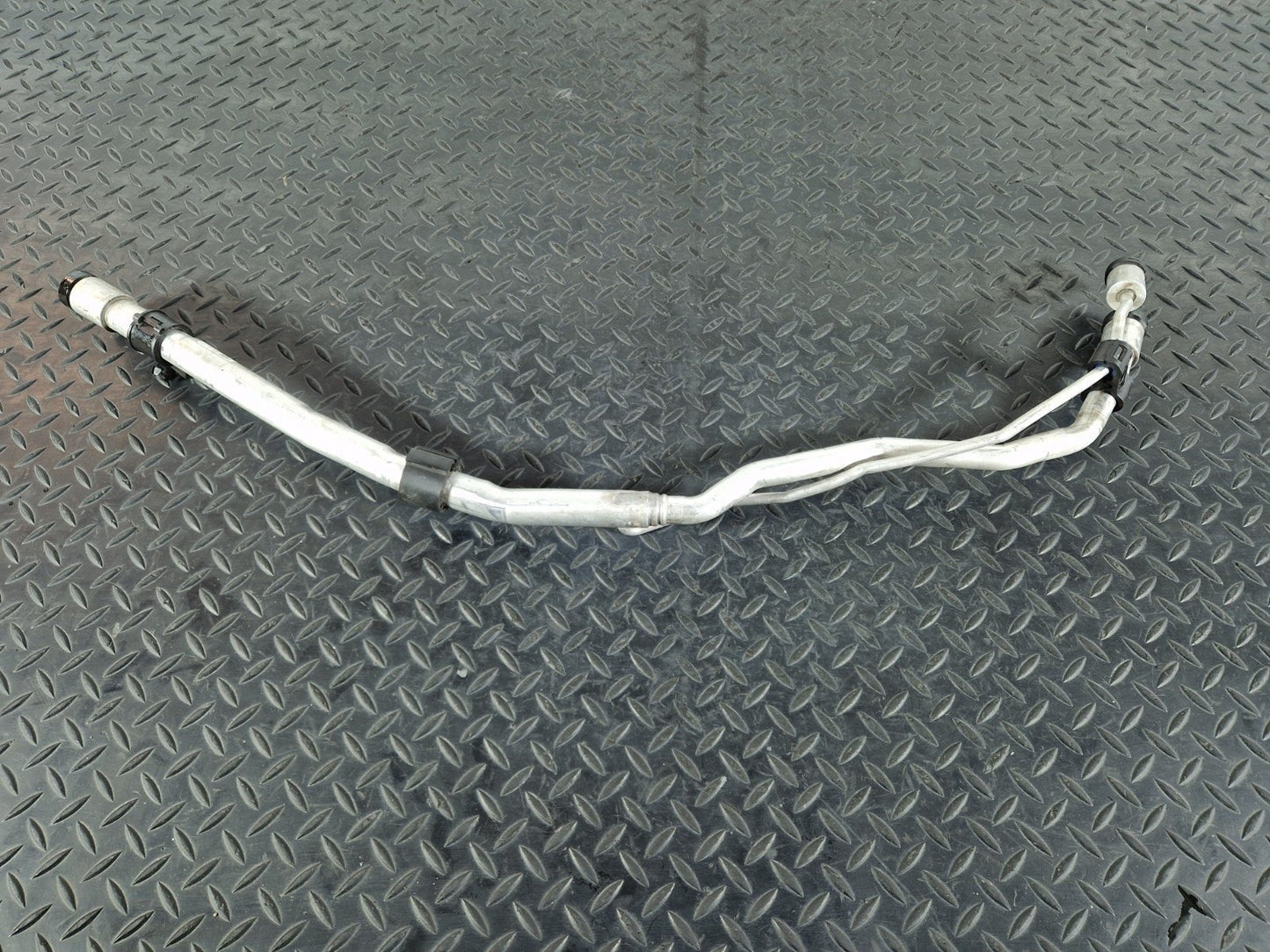 10-17 AUDI A8 4H GENUINE AIR CON PIPES HOSES 4H0260712G
