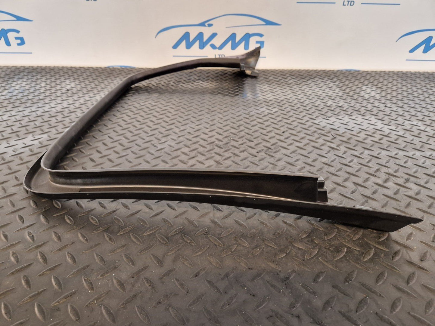 Audi Unknown Part Type 8W9867671