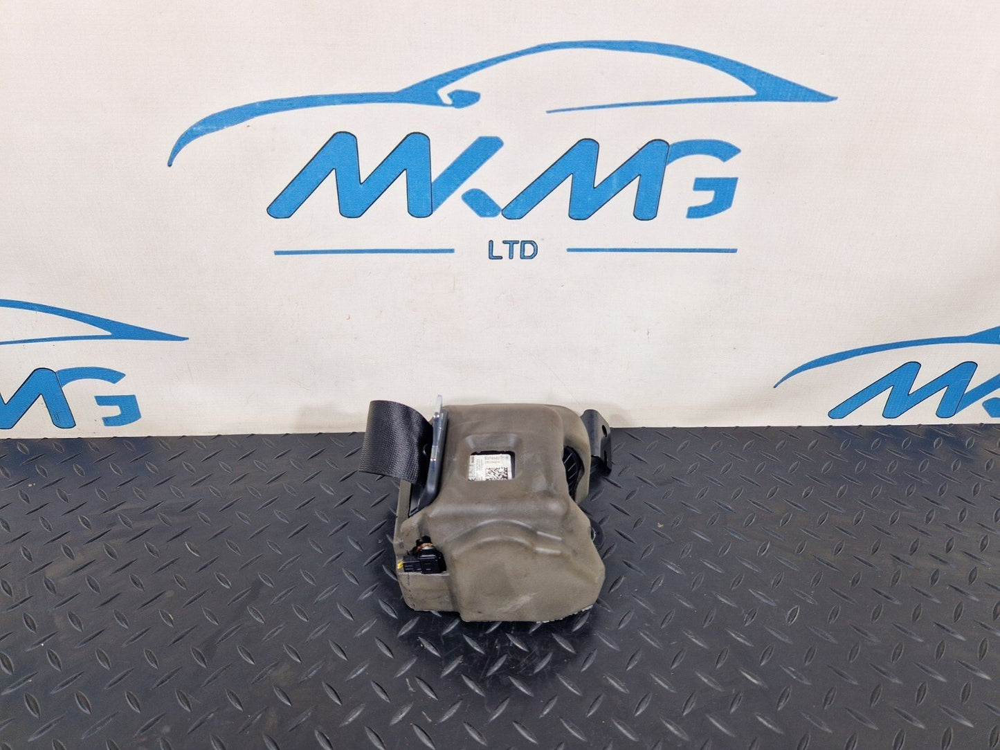 20-24 BMW 1 SERIES F40 GENUINE SEAT BELT REAR LEFT PASSENGER  SIDE 7456277