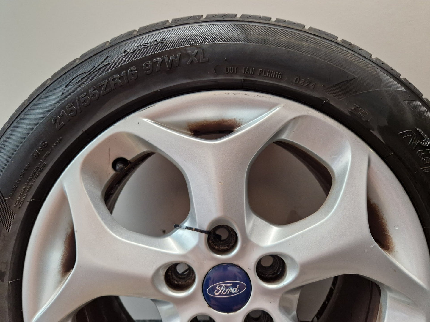 Ford C-Max MK2 (C344) 16" Alloy Wheel with Tyre 215/55/16 ~5mm