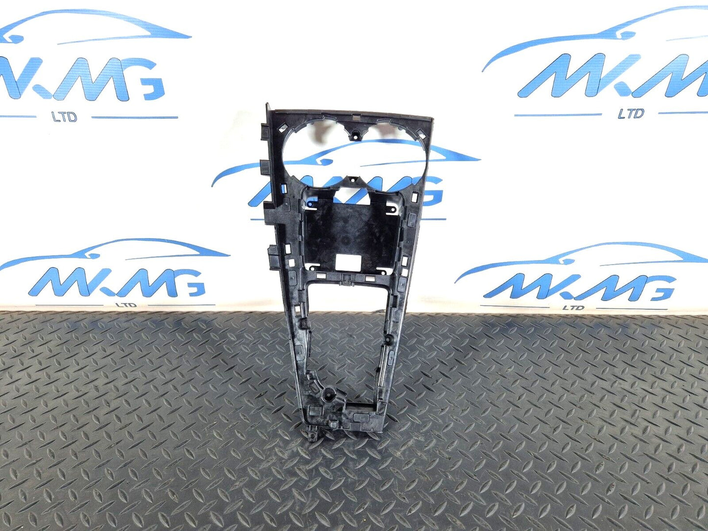 16-19 AUDI A4 AVANT B9 S-LINE CENTRE CONSOLE TRIM 8W2864261A