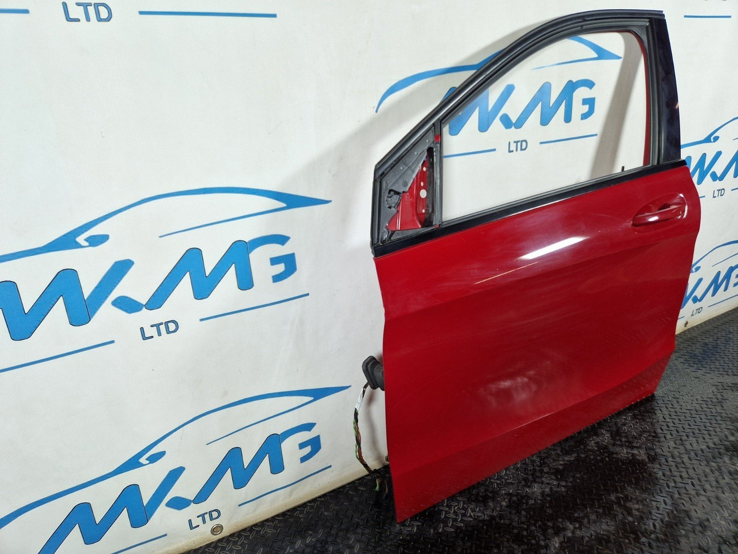 12-18 MERCEDES BENZ B-CLASS W246 FRONT LEFT N/S COMPLETE DOOR JUPITER RED 589
