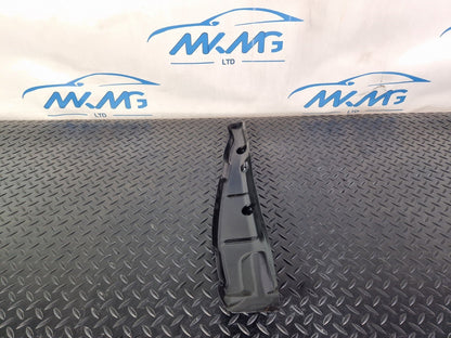 16-19 AUDI A4 B9 GENUINE FRONT RIGHT DRIVER SIDE WING FILLER INSULATOR 8W0821112