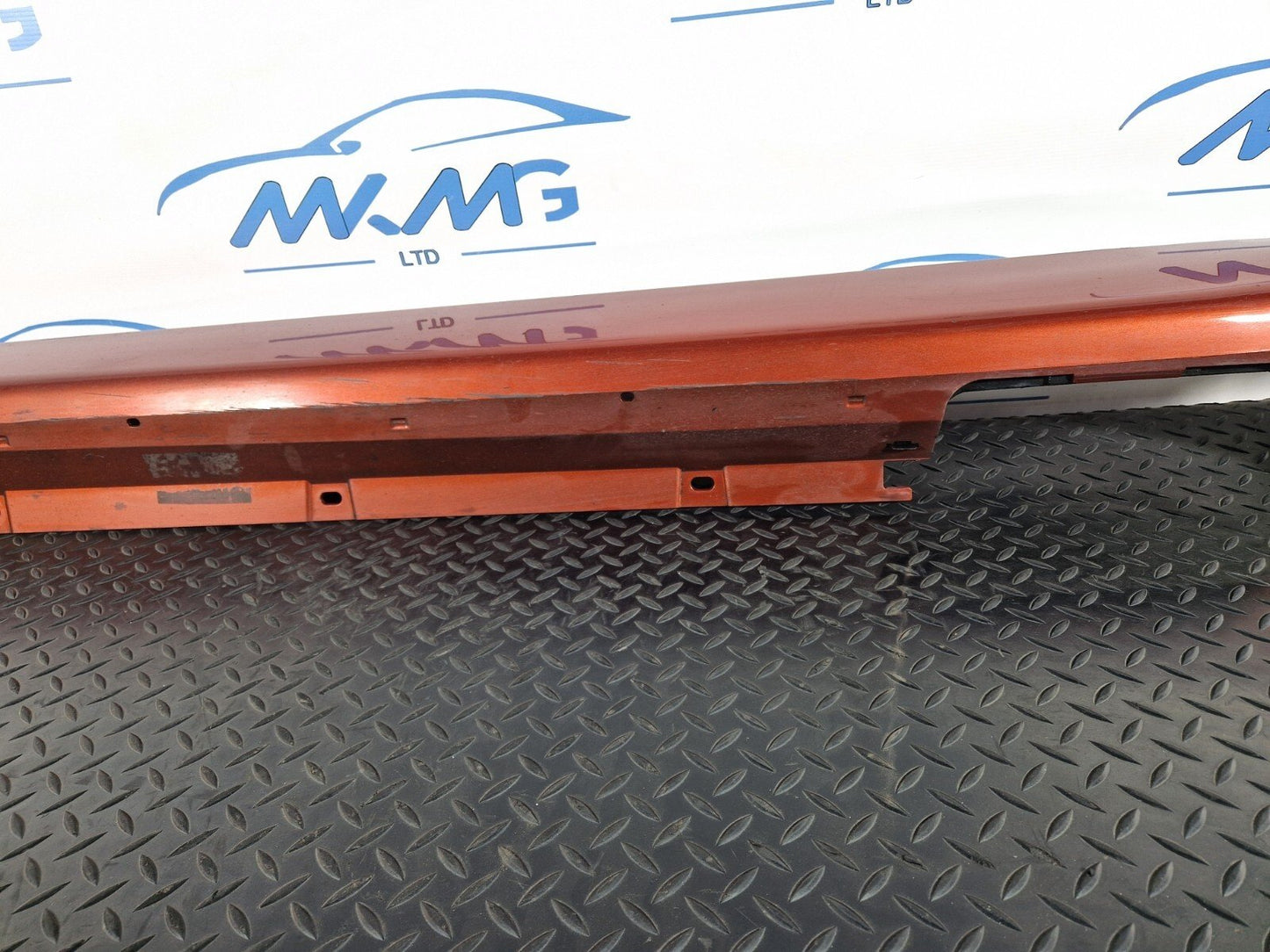 14-21 BMW 2 SERIES GRAN TOURER F45 F46 LEFT SIDE SKIRT IN ORANGE C1X 7318851