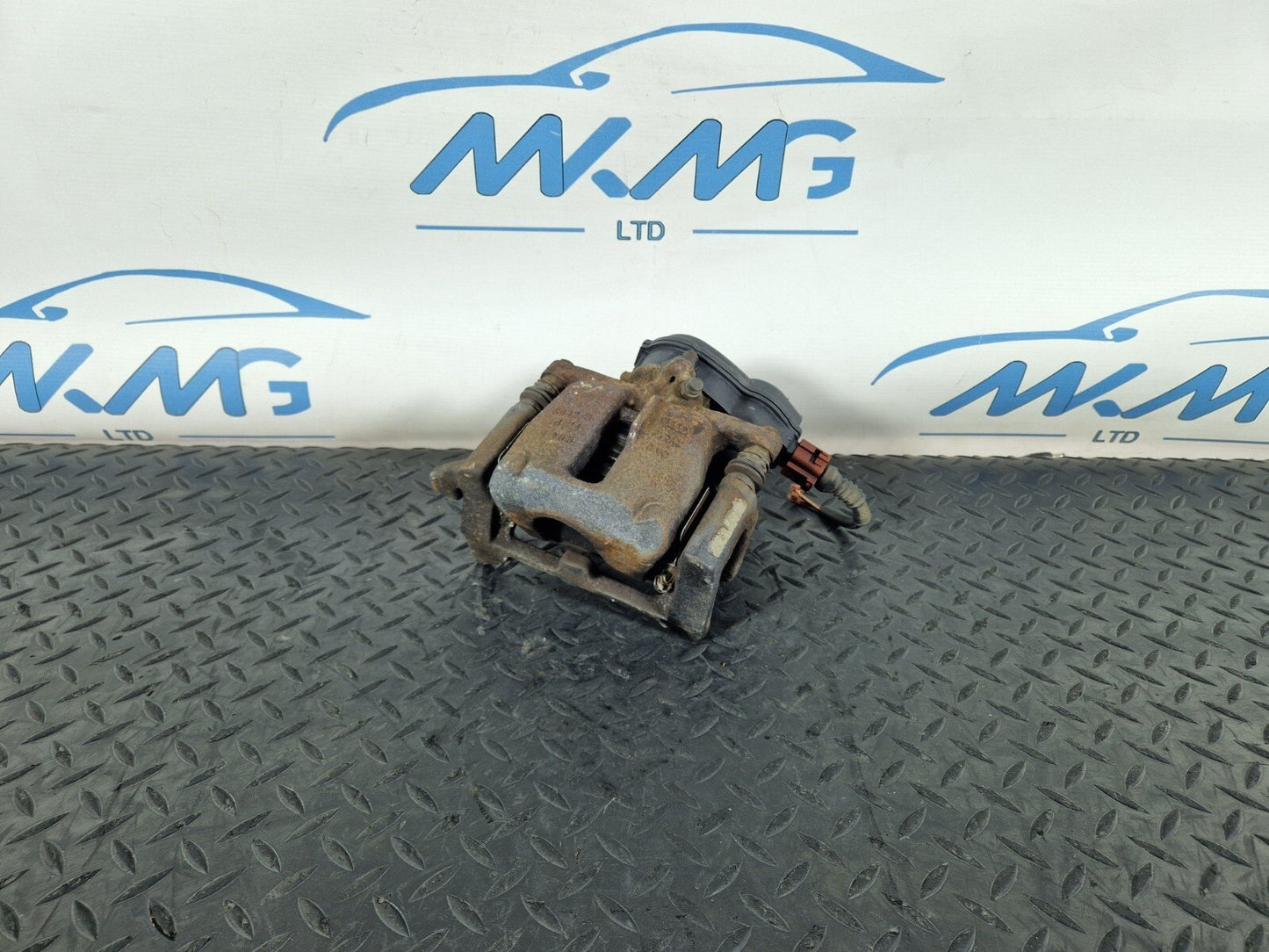 12-17 AUDI Q5 8R GENUINE REAR LEFT N/S PASSENGER SIDE BRAKE CALIPER 32347485C