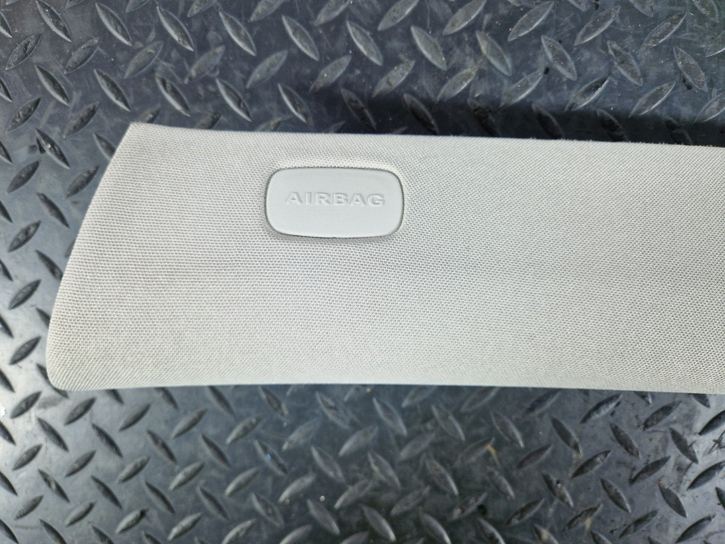 11-19 MERCEDES BENZ ML W166 FRONT RIGHT A PILLAR TRIM PANEL A1666904325