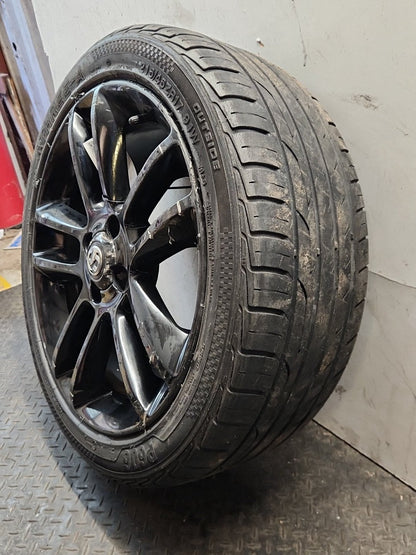Vauxhall Corsa MK3 (D) (4400) 17" Alloy Wheel with Tyre 215/45/17 ~3mm 9272760